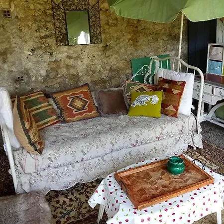 L'ancien Prieure فندق مبيت وإفطار 3*