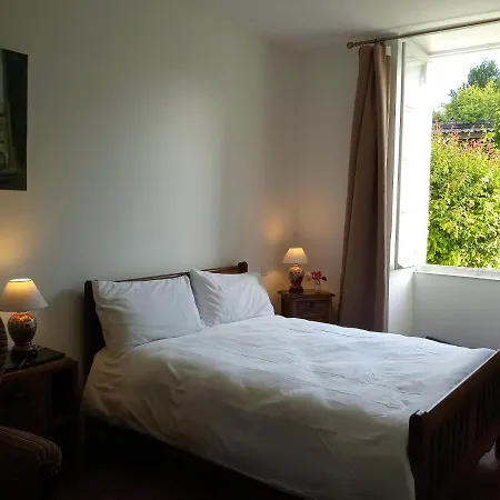L'ancien Prieure 3* Lorrez-le-Bocage-Preaux