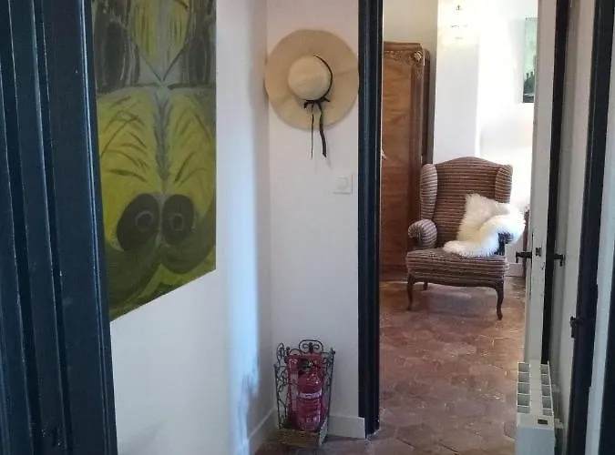 L'ancien Prieure Panzió 3*