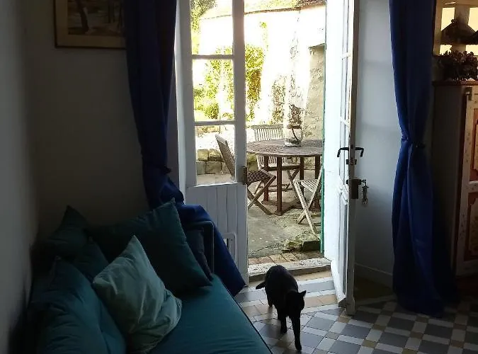 L'ancien Prieure Lorrez-le-Bocage-Preaux