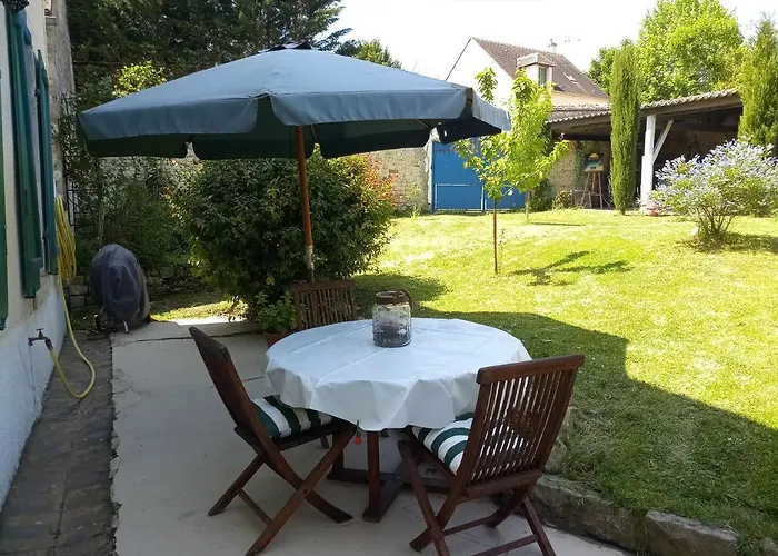 L'ancien Prieure Alojamento de Acomodação e Pequeno-almoço Lorrez-le-Bocage-Preaux